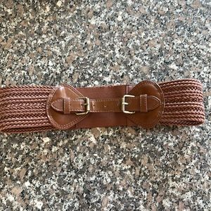BCBGMAXAZRIA camel brown belt with double buckle closure